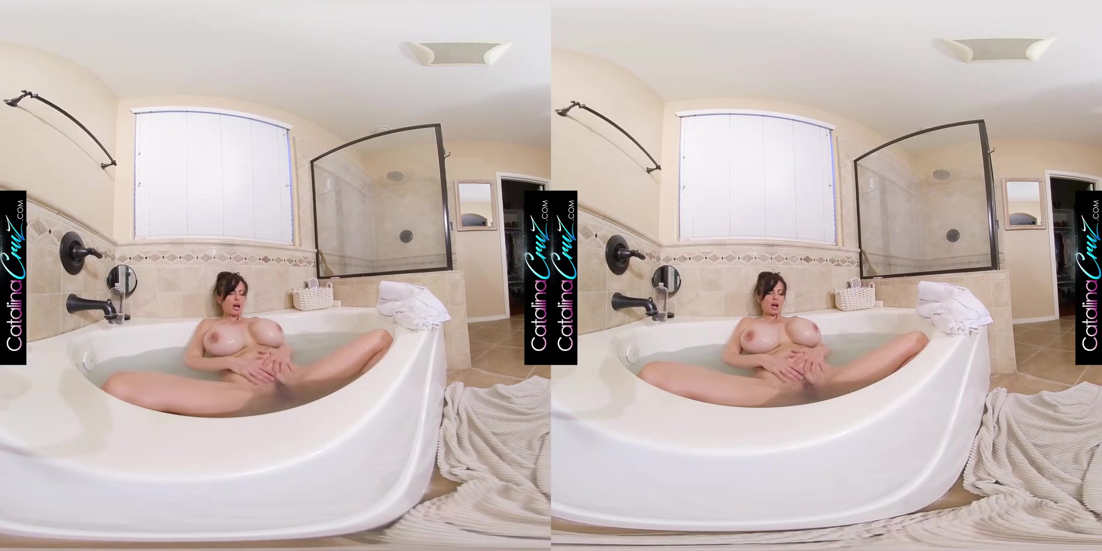 Catalina Cruz - Slippery Slopes - 5k Vr
