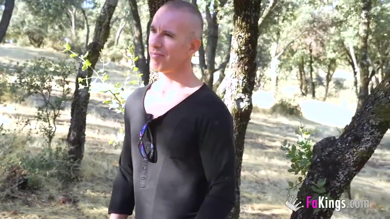 Lara Cruz In Is A Super Milf. And Is About To Have A Hardcore Fuck Out Door On Her Date