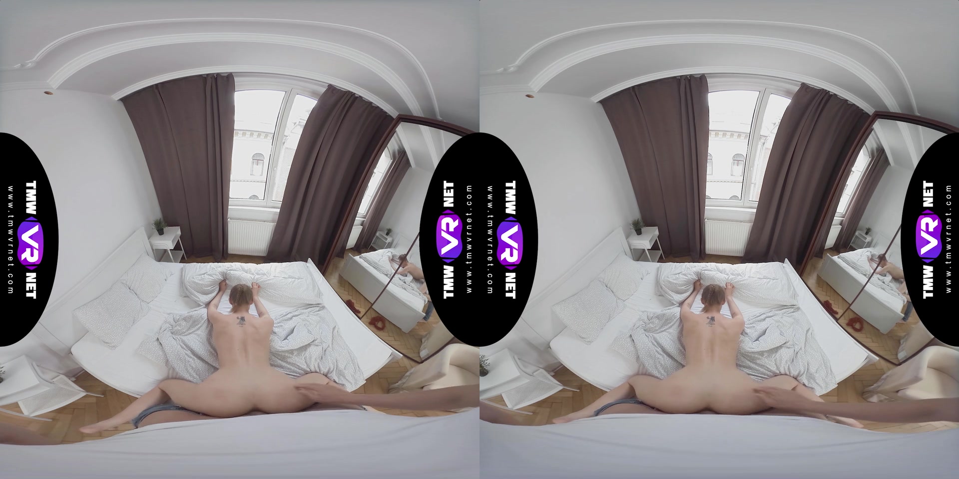 Big dick becomes a lipstick - TmwVRnet