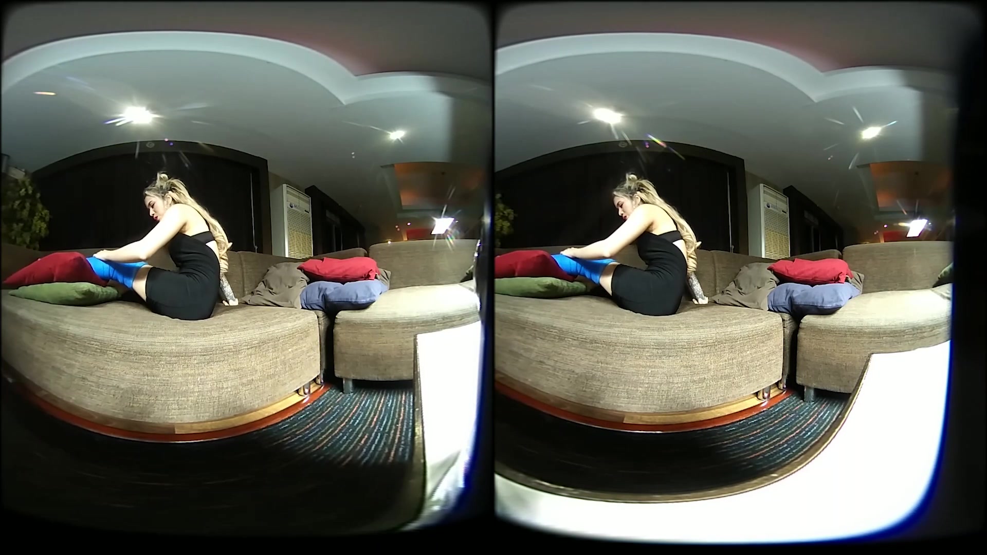 Girl With Long Cast Leg On A Couch - VRPussyVision