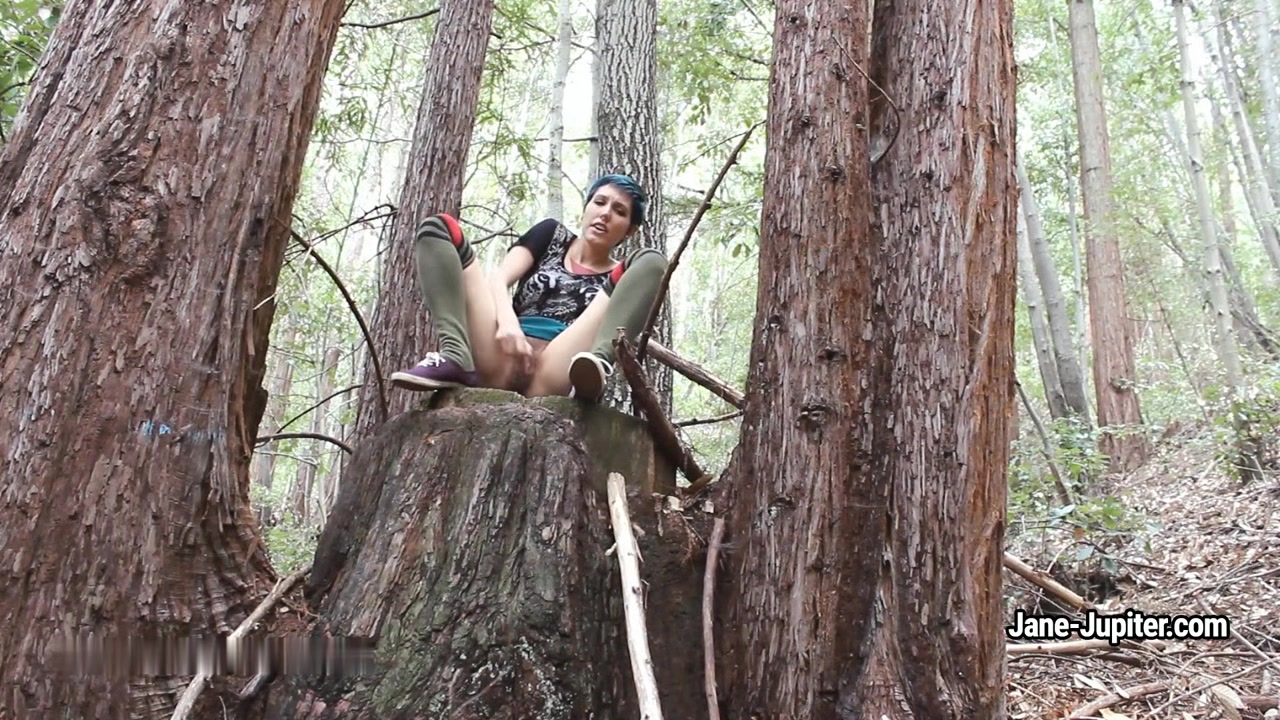 Jane Jupiter - Masturbating In A National Park