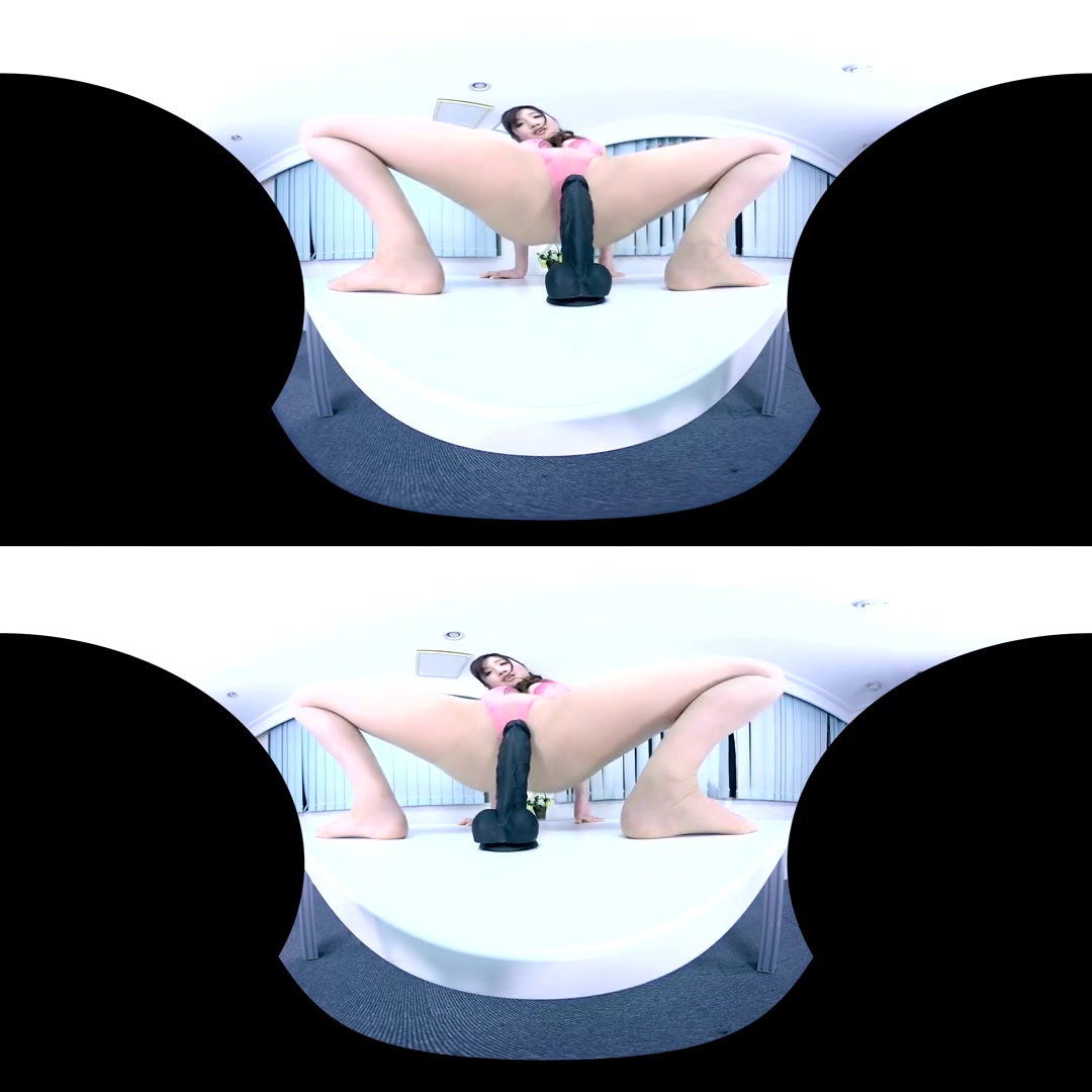 Up Close Face-Sitting and Masturbation - Asian Ass Toying