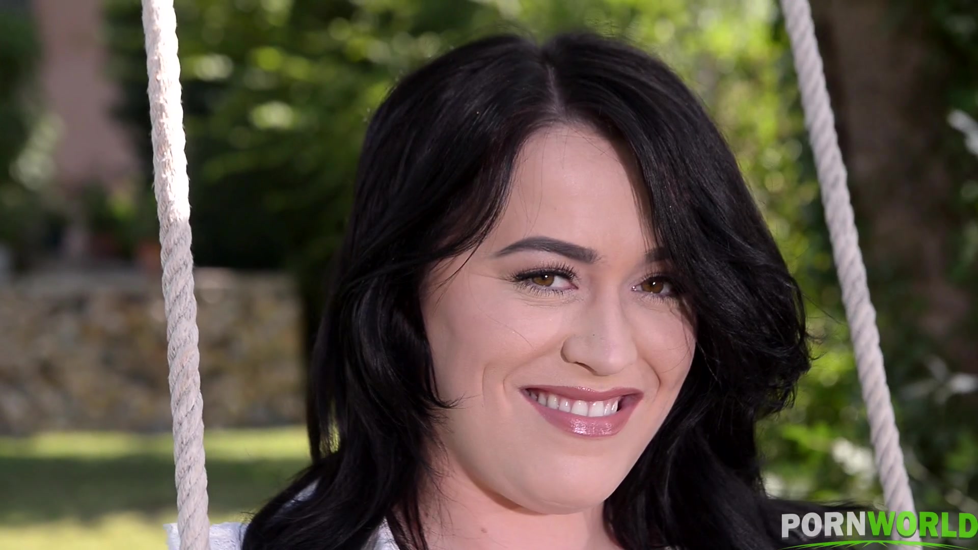 Swinging The Cans - Naked Voluptuous Goddess On A Swing - PornWorld