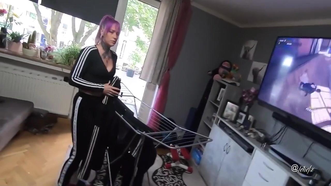 Gamer Vs Girl - Dispute Ends In Hardcore Sex - Shaving Lingerie Anal Cum - Gamer Girl