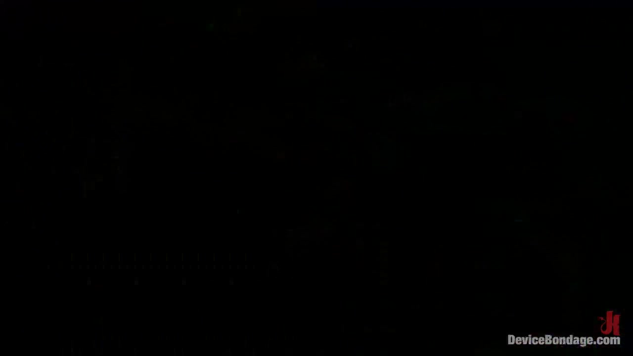 Alani Pi - Head Shaved Slut Live Show - 1