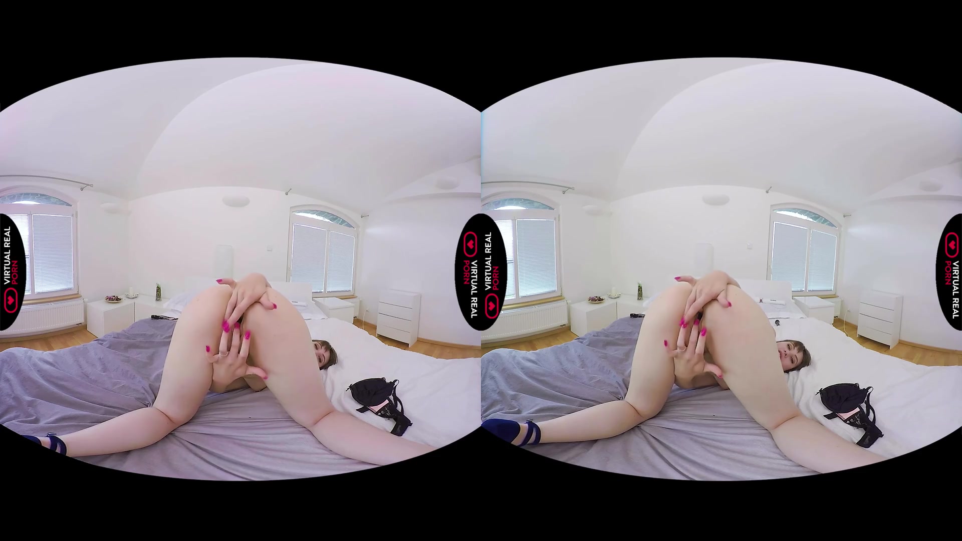 Luna Rival in French Kiss - VirtualRealPorn