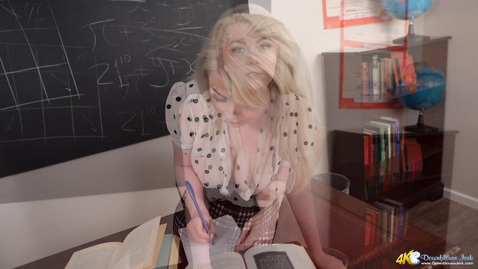 Pervert student 18+ - DownblouseJerk