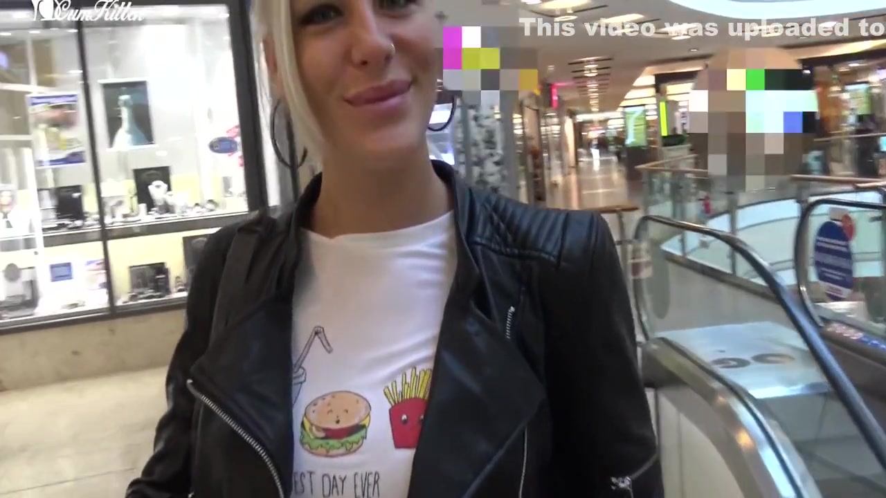 Fuck Service In The Shopping Center 7 Min - Lara Cumkitten