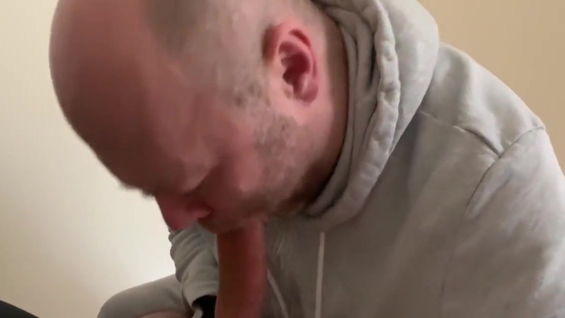 Norwegianbears Grindr Dates 21 - Cum On My Lips 17 Min