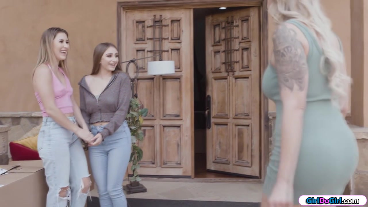 Big tit lesbian milfs and new neighbors rim and assfingering