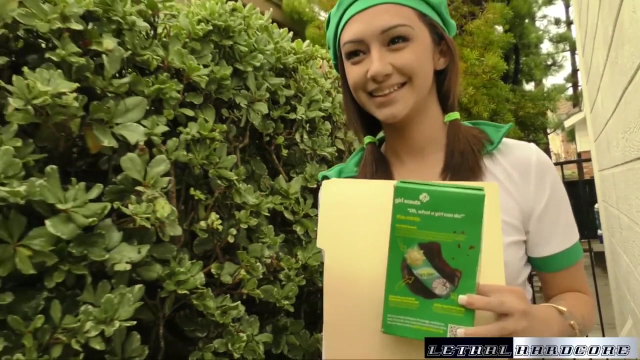 teen 18+ Lily Sells Her Nookie And Her Cookies - LethalHardcore