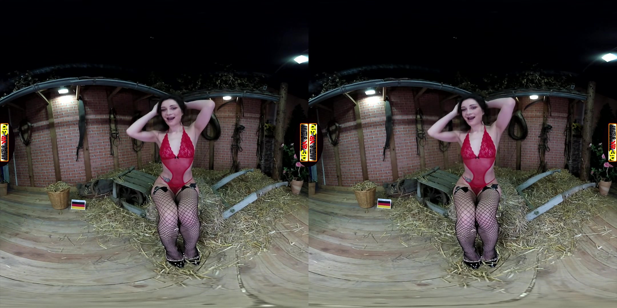 Tour Espana - Dolores - The Perfect Clitshow...; Amateur Brunette
