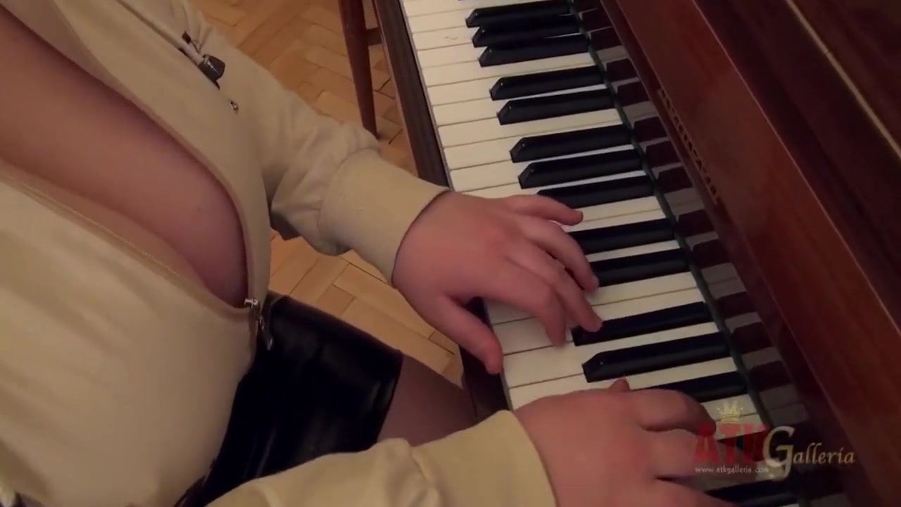 Yada Is A Plus-sized Blonde Russian Beauty With Huge Tits And She Loves To Keep Her Fingers Busy