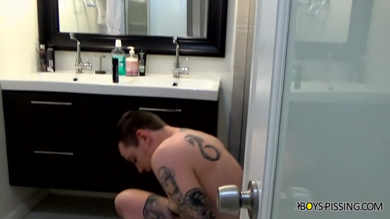 Wet Shower Jerk Off Fun - Ryan Fields