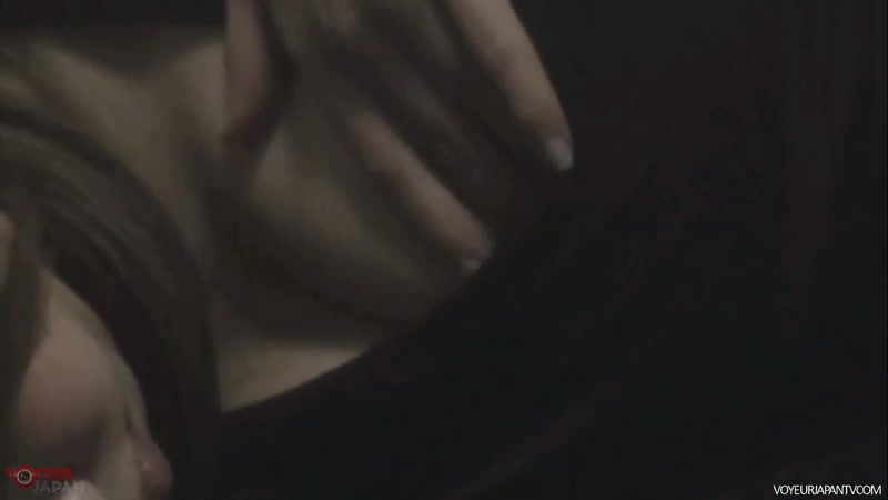 A Little Snatch Before Bed - VoyeurJapanTV
