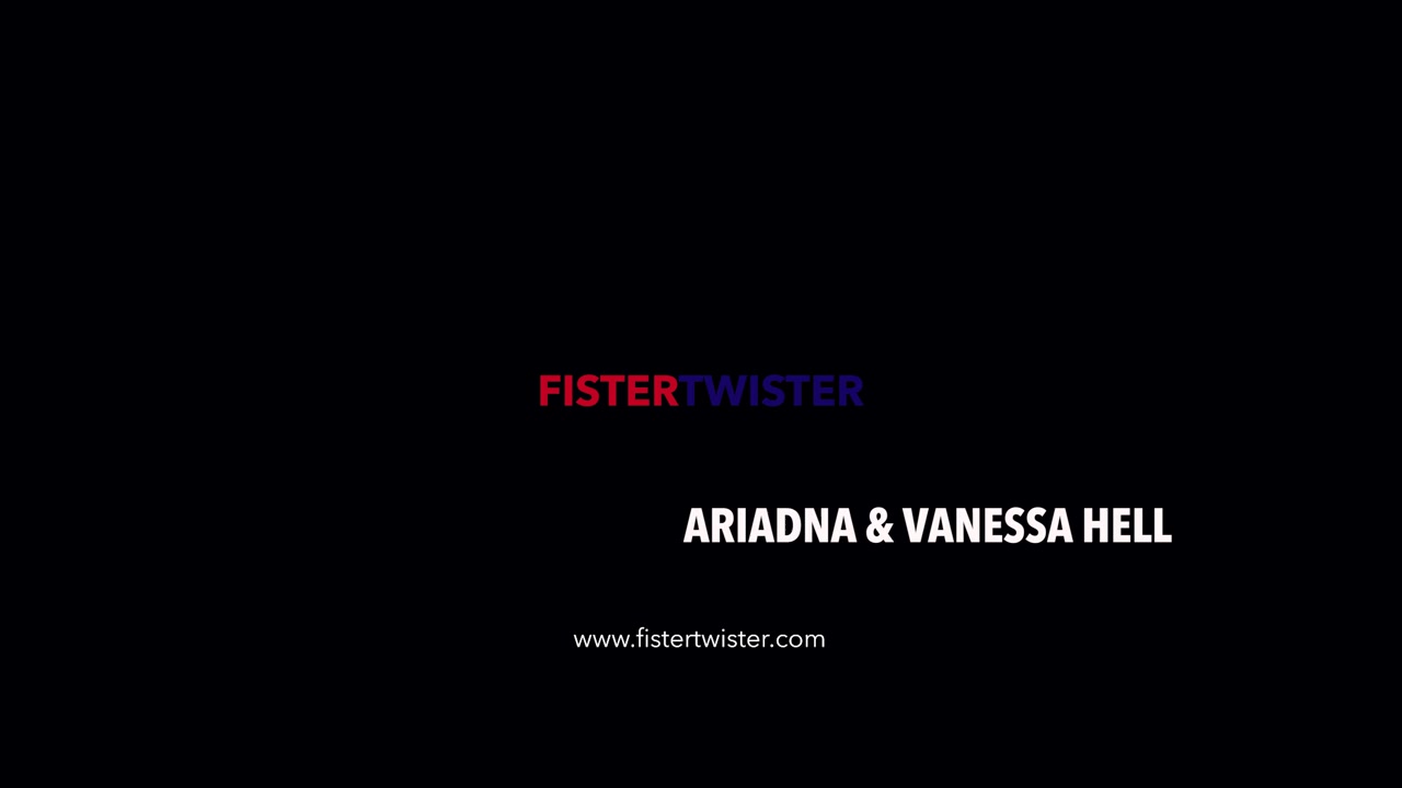 FisterTwister - Lesbian Fisting