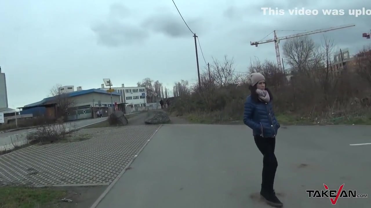 Sexy Brunette Convinced By Dude In Van Fight To Stay After Fuck 12 Min