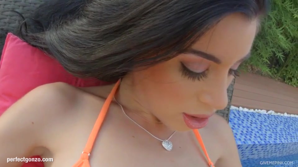 Super hot solo girl April Blue masturbating on Give Me Pink gonzo style