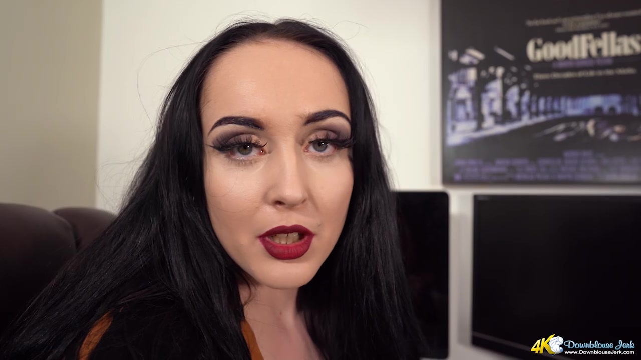 Dickstracted At Work - DownblouseJerk