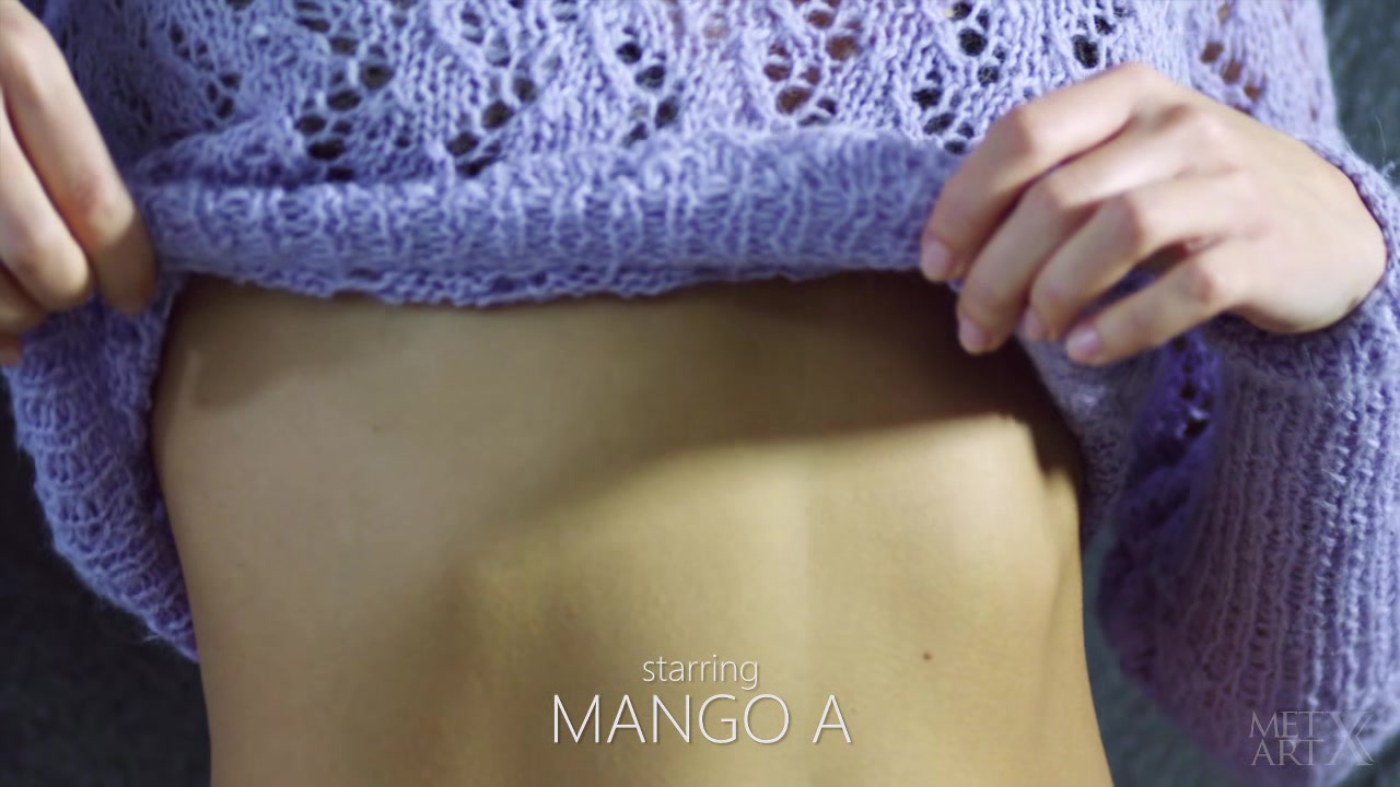 Reflecting Beauty - Mango A - MetArtX