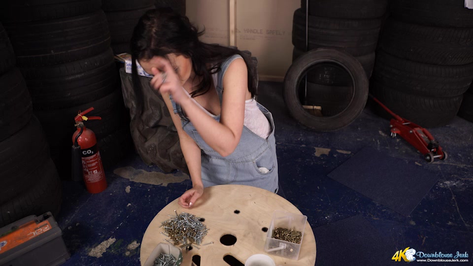 Faye in Should I Toss It? - DownblouseJerk