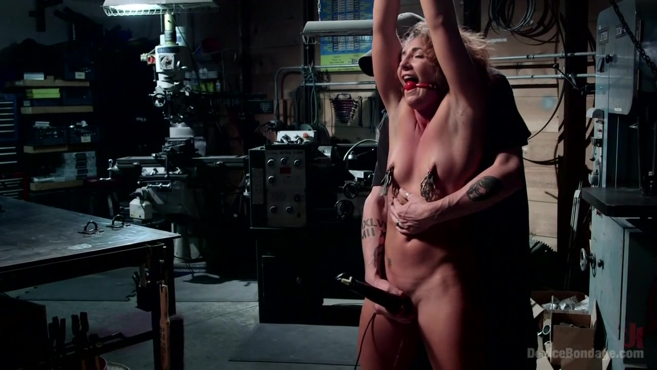 Squirting Shop SlutA Device Bondage Feature