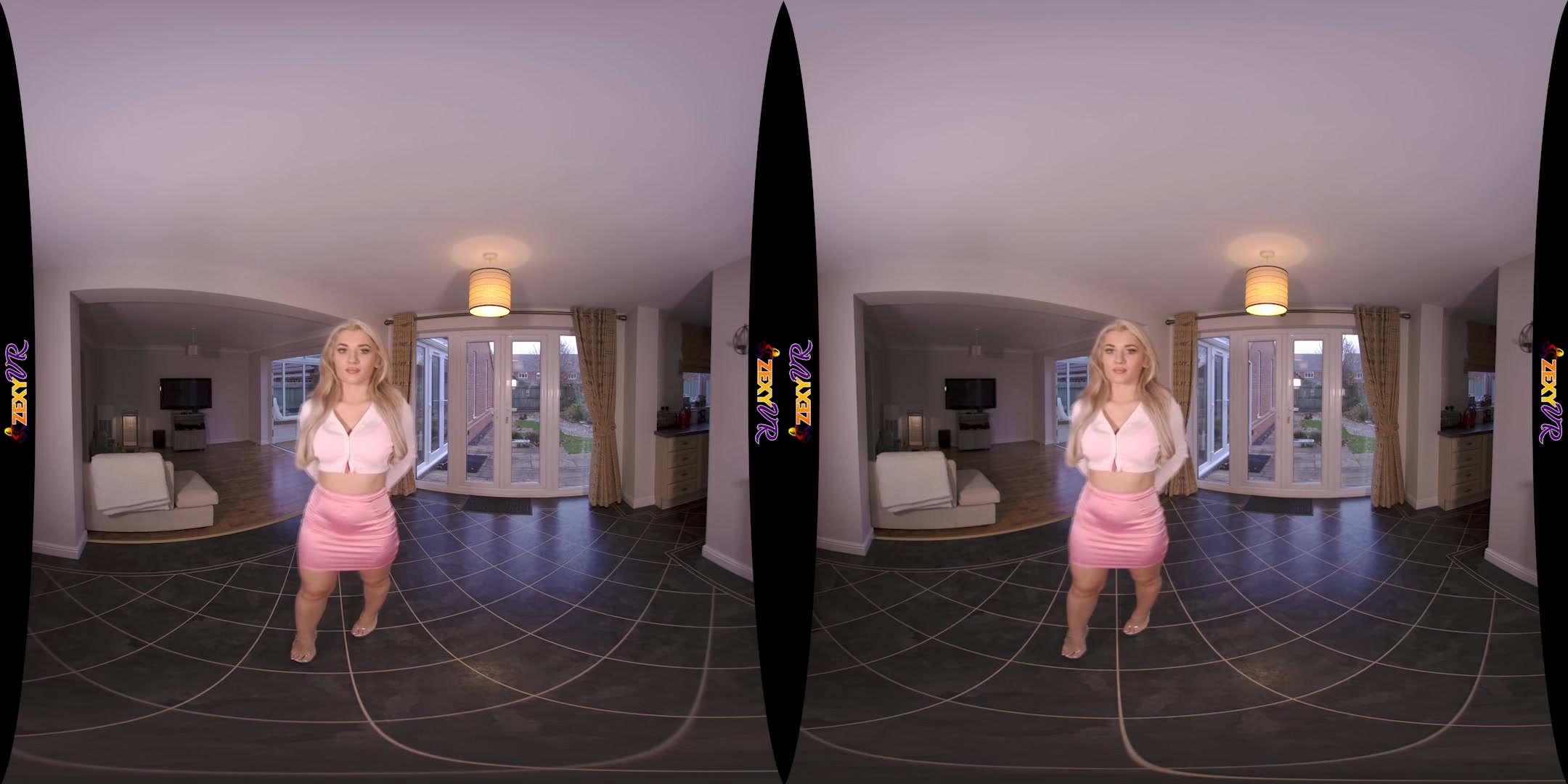 Playful In Pink featuring Chelsea Essex - ZexyVR