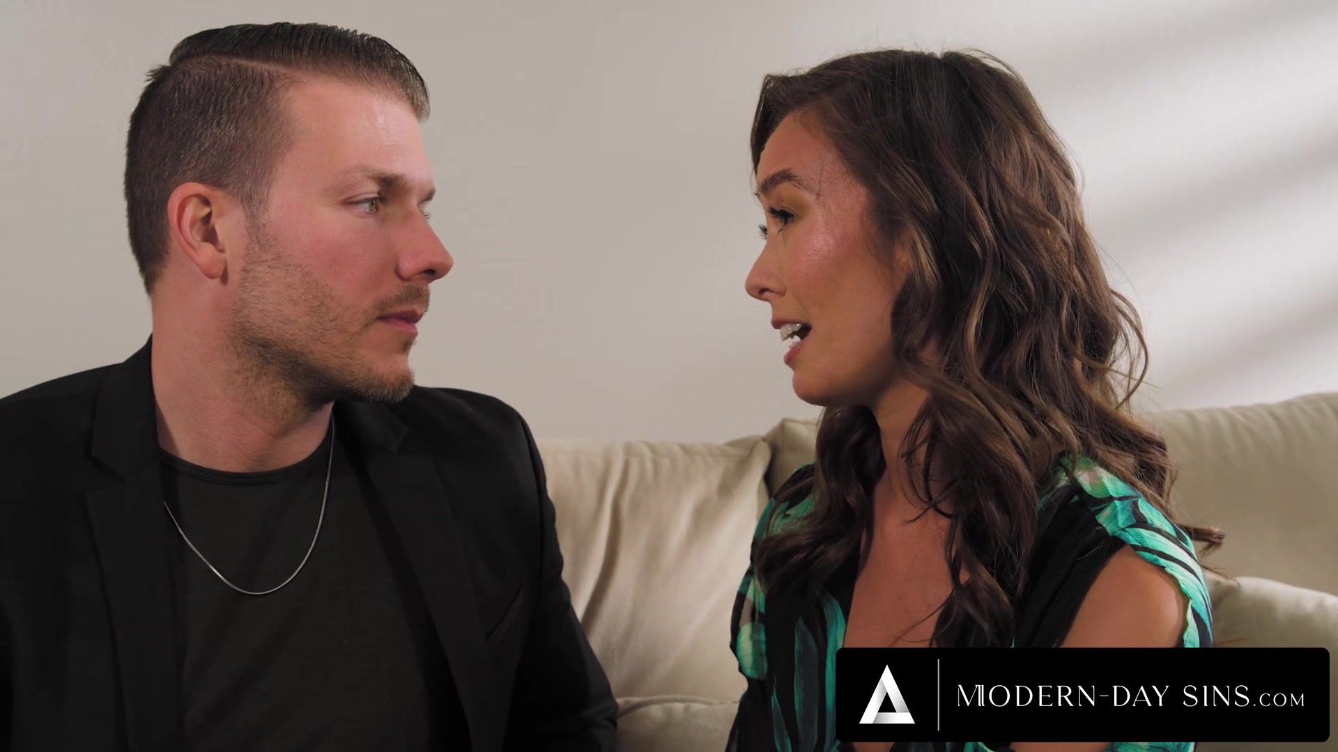 MODERN-DAY SINS - Asian Wife Christy Love Is Caught Hard Cheating With INTENSE SQUIRTING ORGASMS