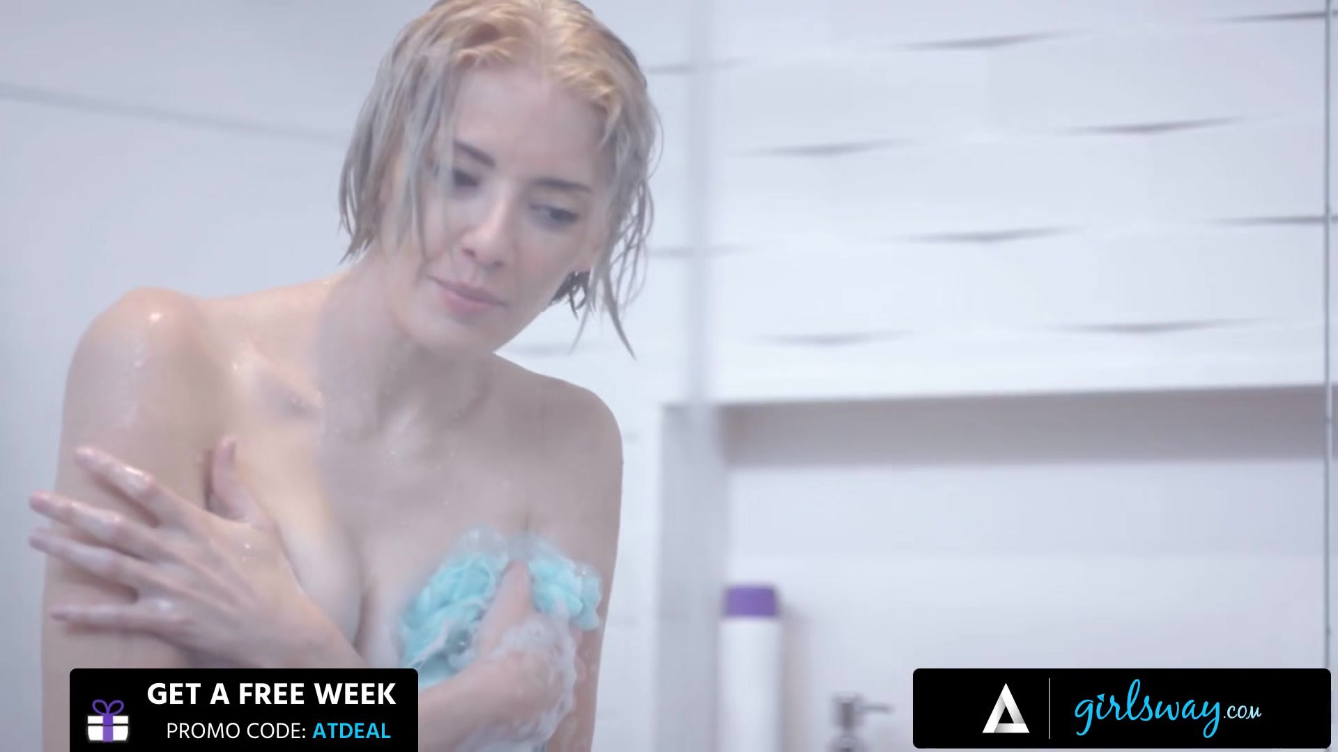 GIRLSWAY - Big Titted Milf Jennifer White Has Soft Morning Sex in the Shower With Stepdaughter