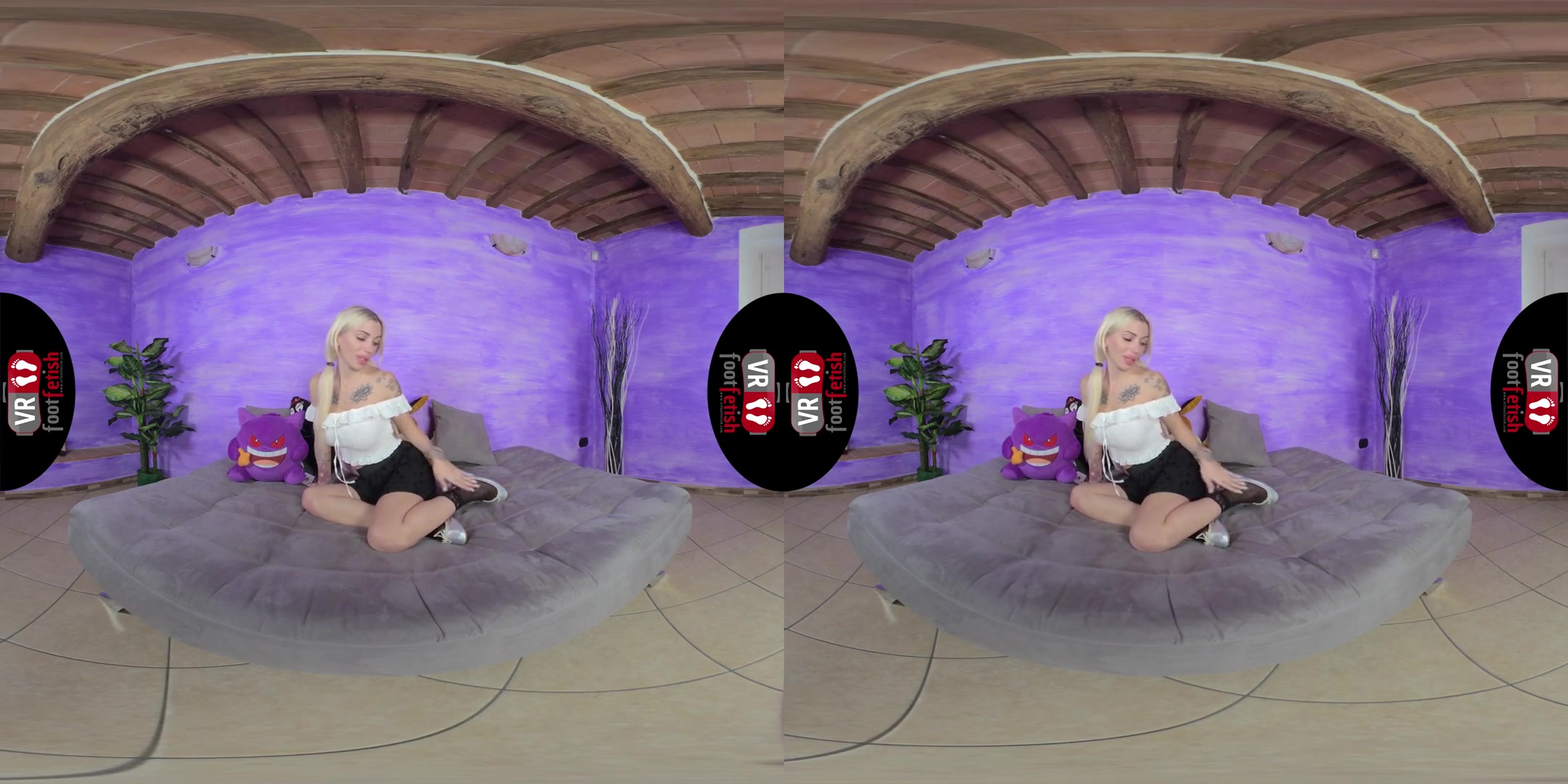 Sexy Blonde Bombshell ElisГЁ As A Naughty - Cute Blonde Leg and Foot Fetish