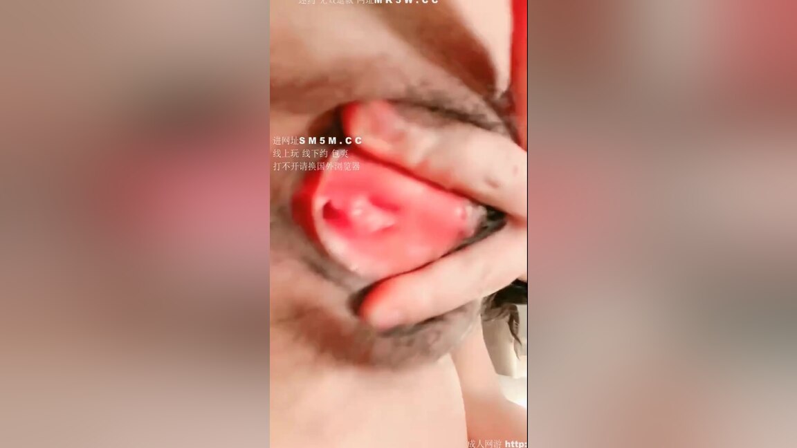 asian teen 18+ cutie masturbates