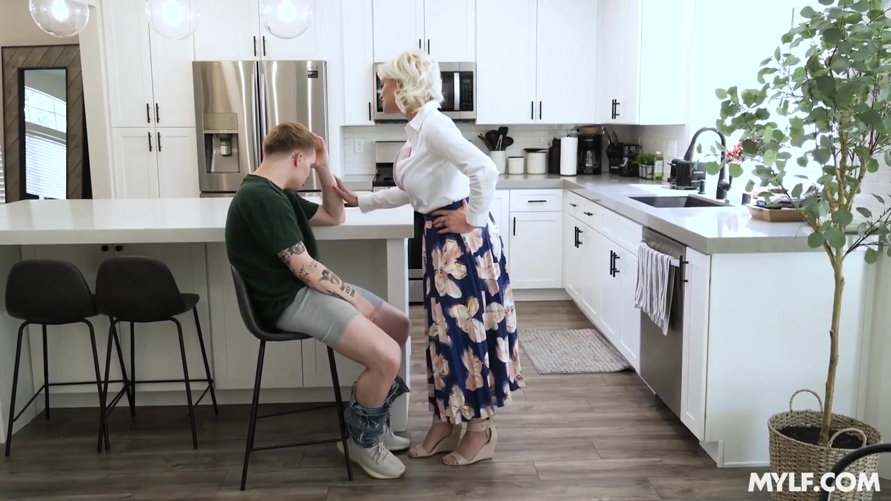 Viral Dick - MYLF