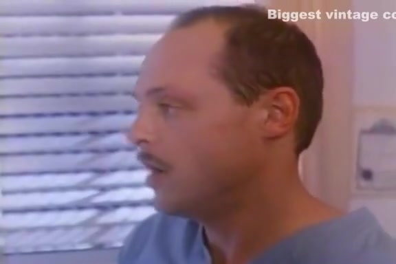 Taija Rae, Michael Gaunt in blow job master class from classic 70s porn