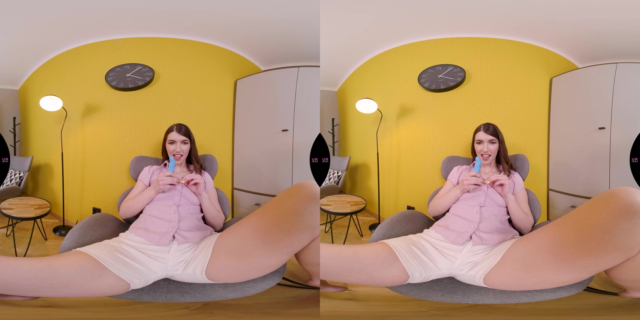 Small Blue Dildo Makes Me Cum - VRSexperts