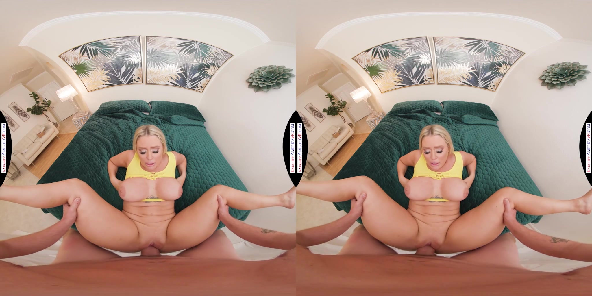 Horny MILF Jenna Starr wants to suck you dry