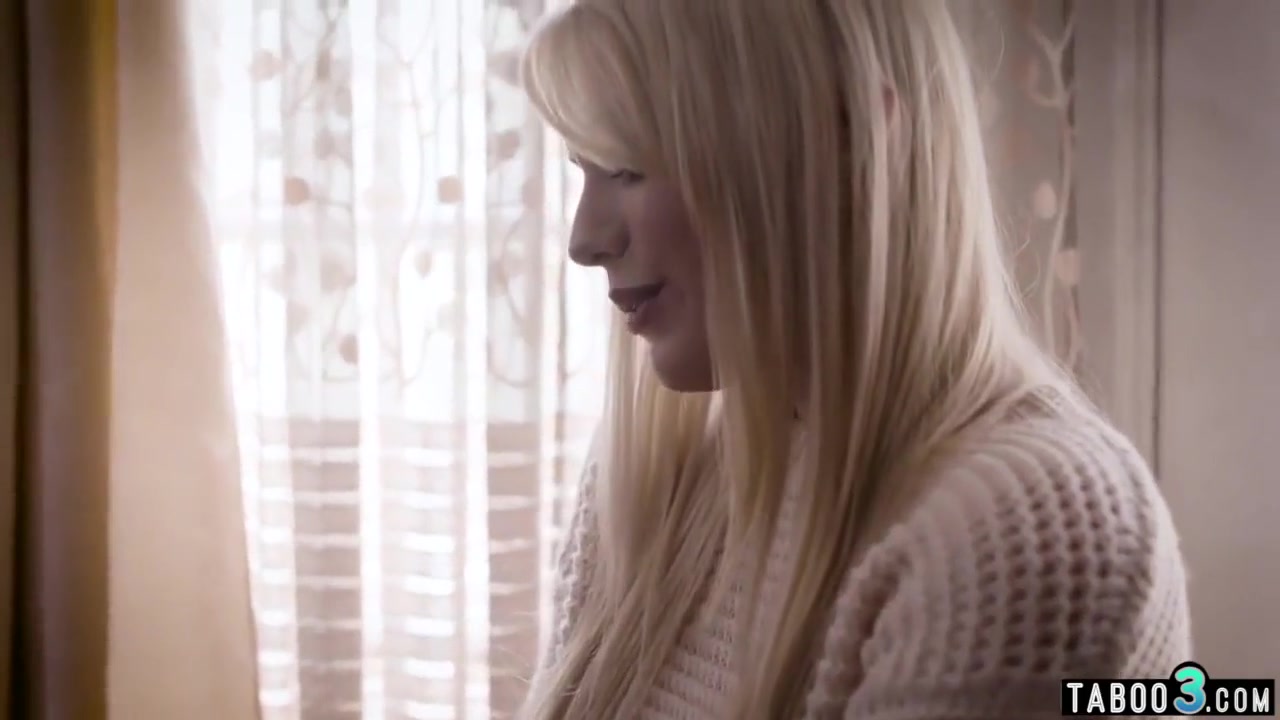 teen 18+ Begs Stepdad For Creampie To Get Her Pregnant