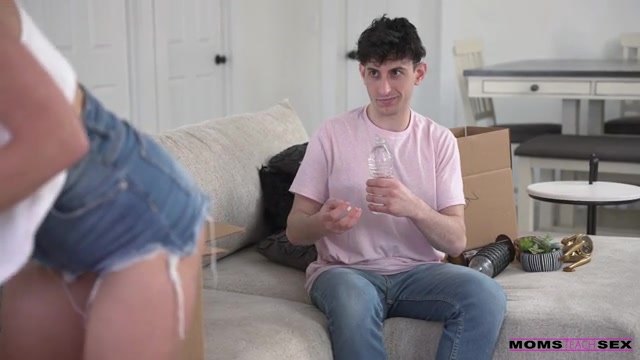 How Is This For An April Fools Prank - S19:E3 - Nubiles-Porn