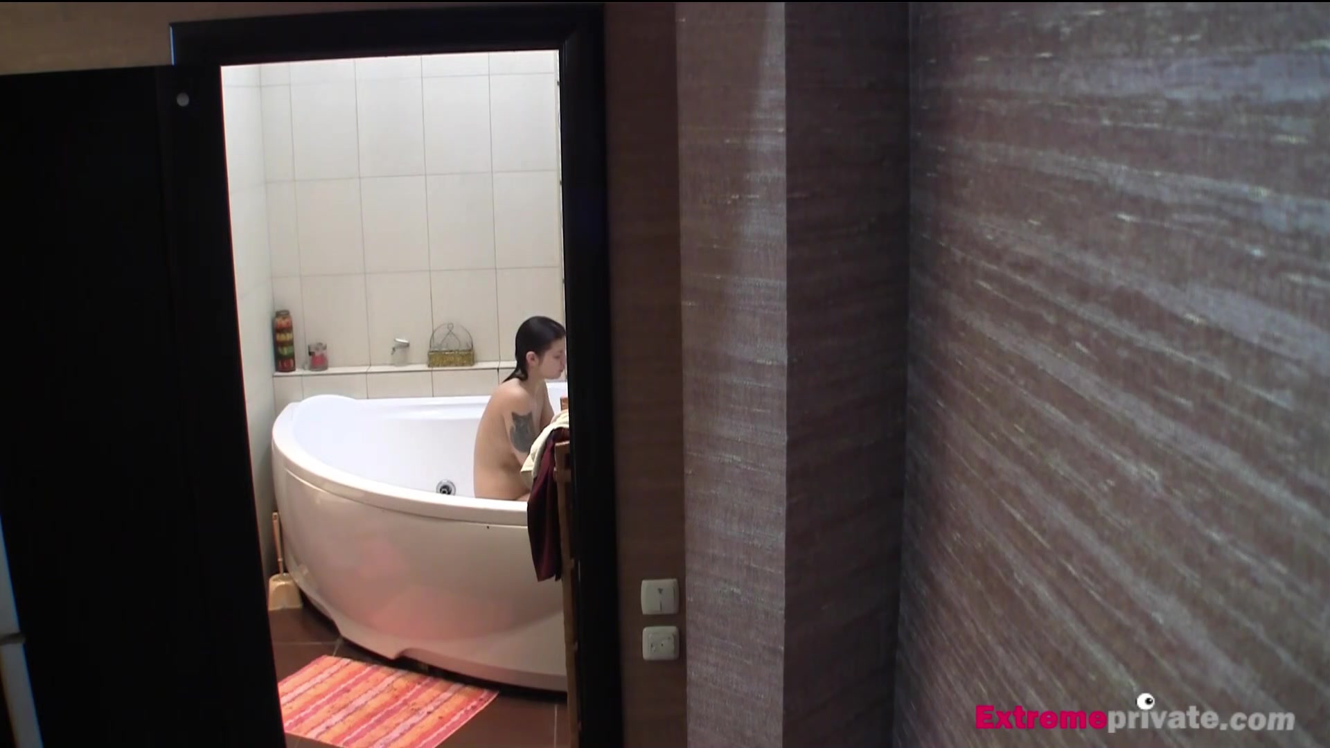 My showering stepsister 19 (HD )