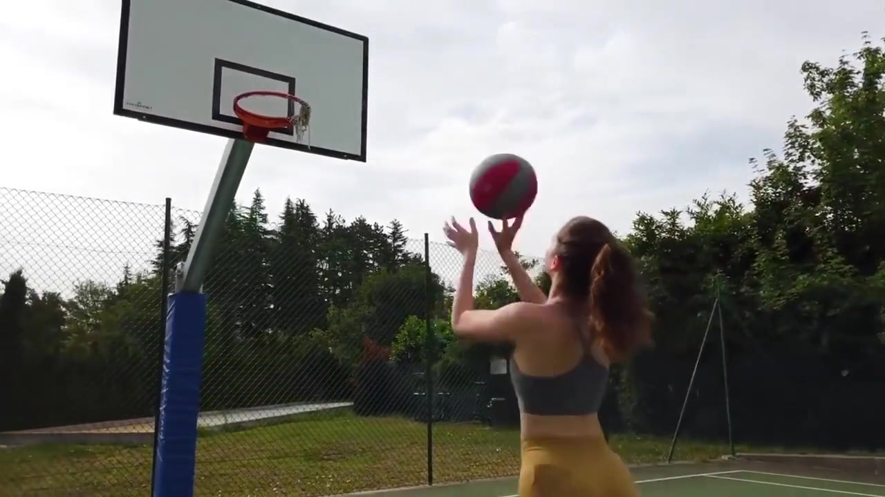 Guinevere Huney - Love Balls