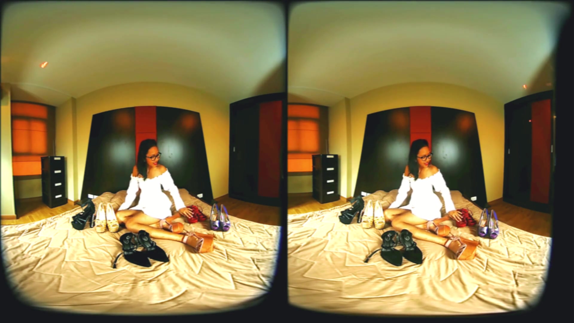 Brunette teen 18+ With An High Heels Fetish - VRpussyVision
