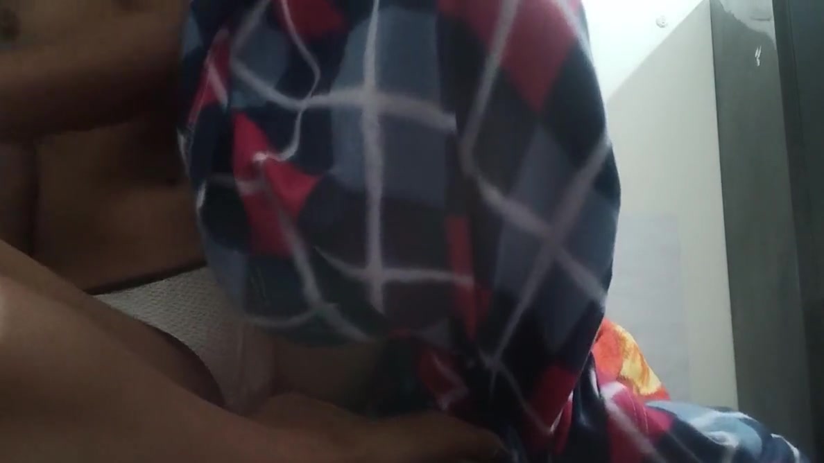 Slutty Indian schoolgirl 18+