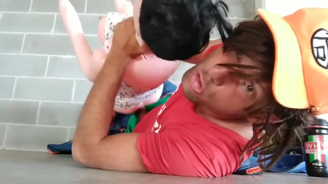 Bitch Wakes Me For A Quick Fuck