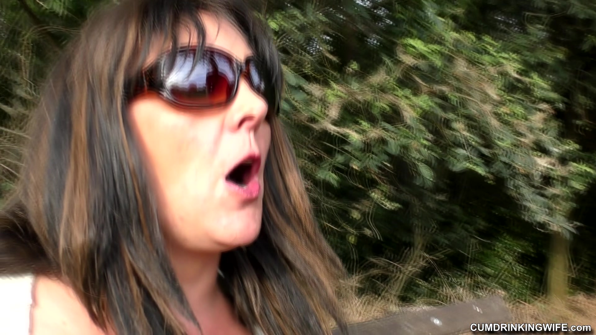 Slutwife Marion fucked by random cocks in a public park