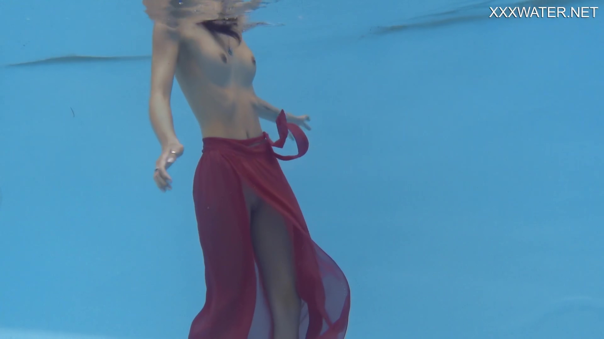 Hermione Ganger - Tiny Skinny Pornstar In The Pool