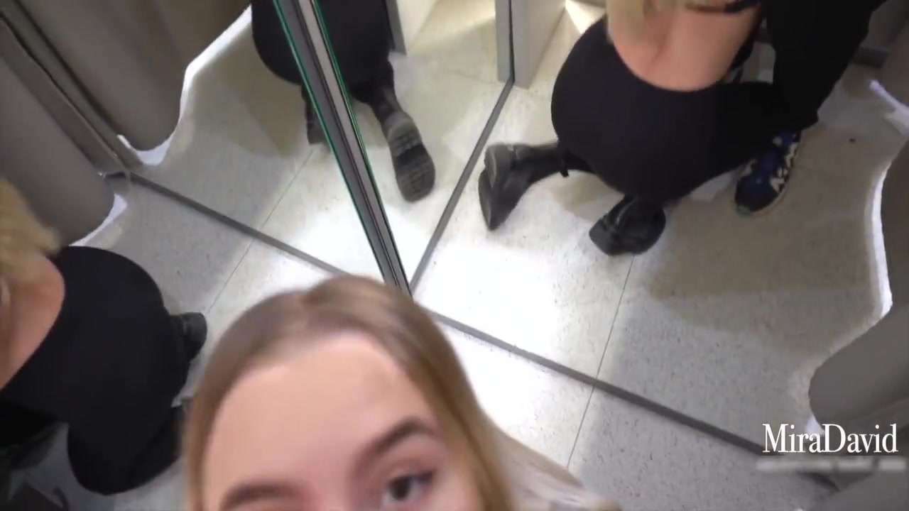Babe Gets Public Risky Blowjob In Close To Be Caught 10 Min