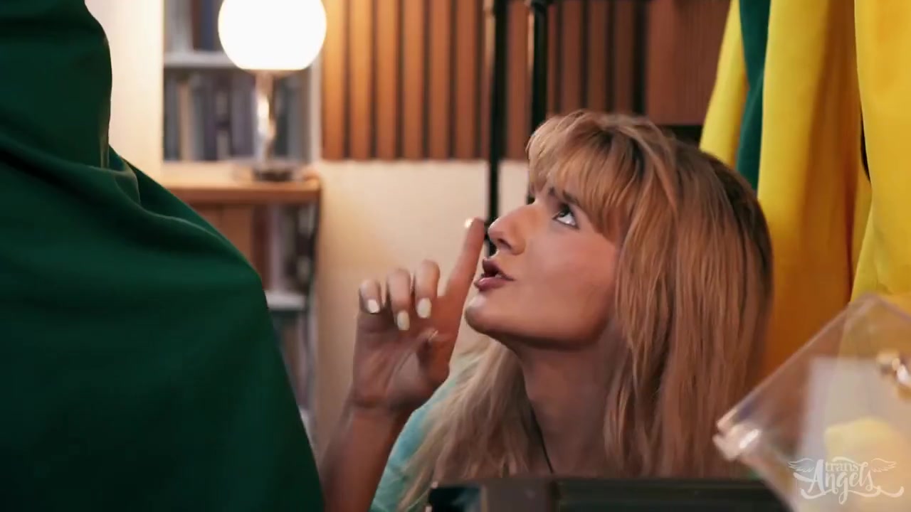 Wild Barista Passion In Balls Deep Heat With Jade Venus