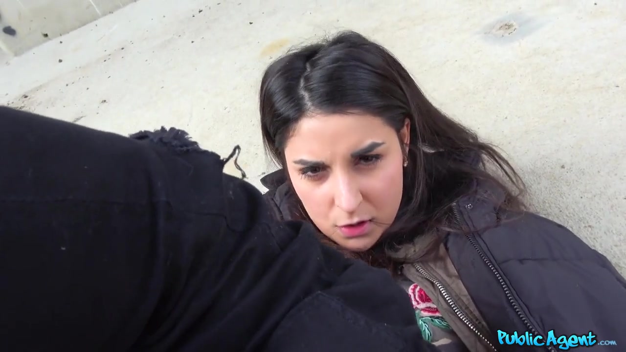 Martin Gun & Stacy Sommers in Creampie Climax After Outdoor Sex - PublicAgent