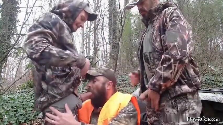 Sucking cocks outdoor