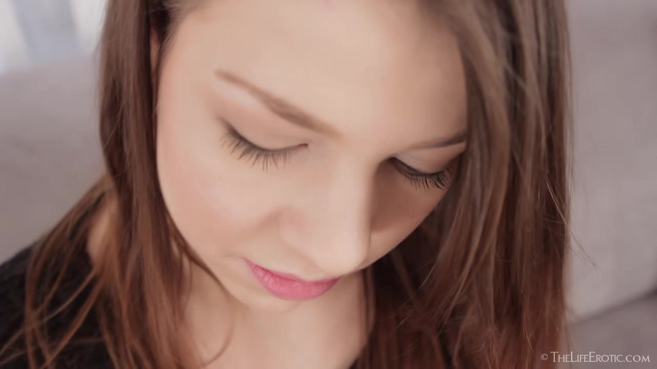 Mystery Gift 2 - Maija - TheLifeErotic