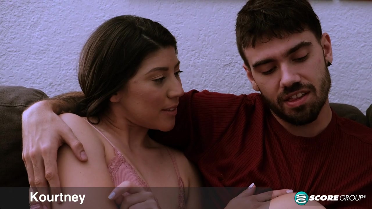Dirty & 30 - Naughtymag